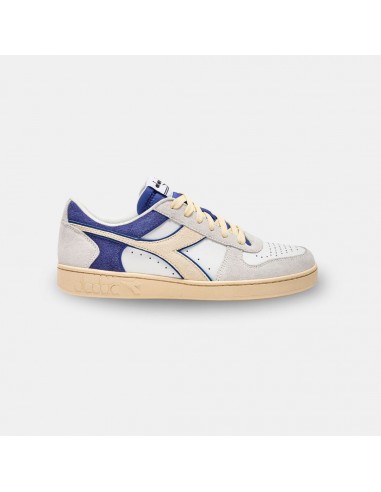 Diadora Magic Basket Low Suede Leather White Blue Eyes Les êtres humains sont 